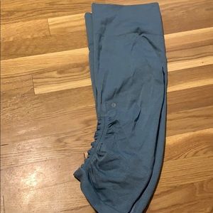 LuluLemon Crop pants